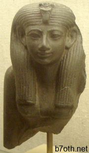 180px-HatshepsutStatuette_MuseumOfFineArtsBoston