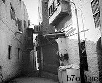 أحد حارات المدينة المنورة القديمة.