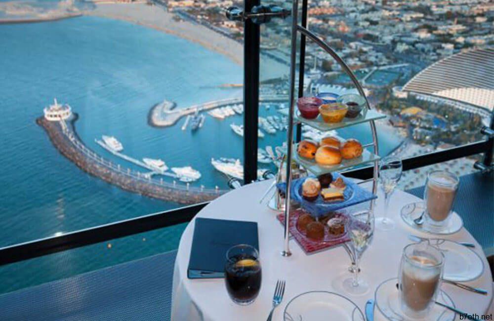 Cocktails at Burj al Arab Skyview ©@tripadvisor/Getty Images