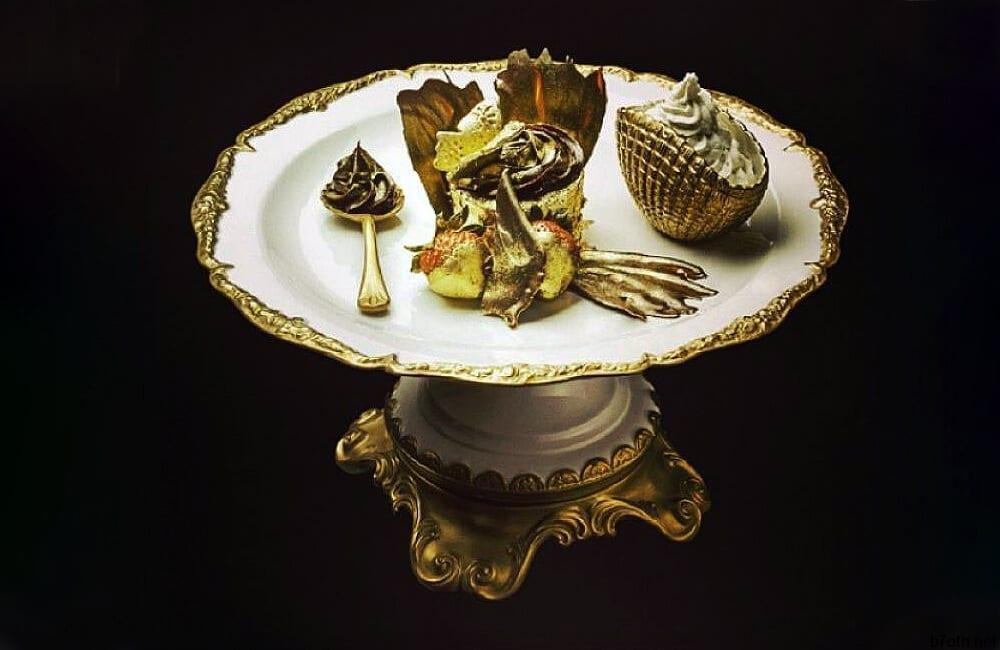 Edible Gold Desserts @neofundi / Pinterest.com