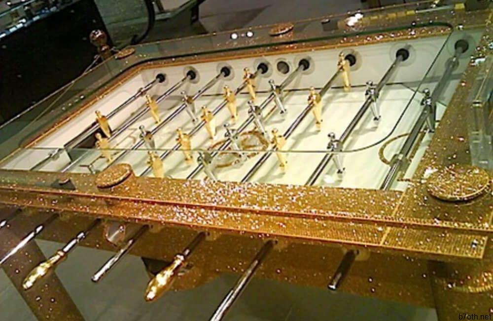 Golden Foosball Table @mayraperezmadri / Pinterest.com