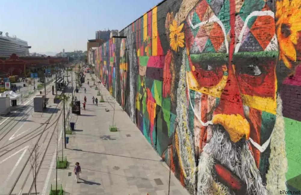 Longest Graffiti In The World @artsy / Pinterest.com