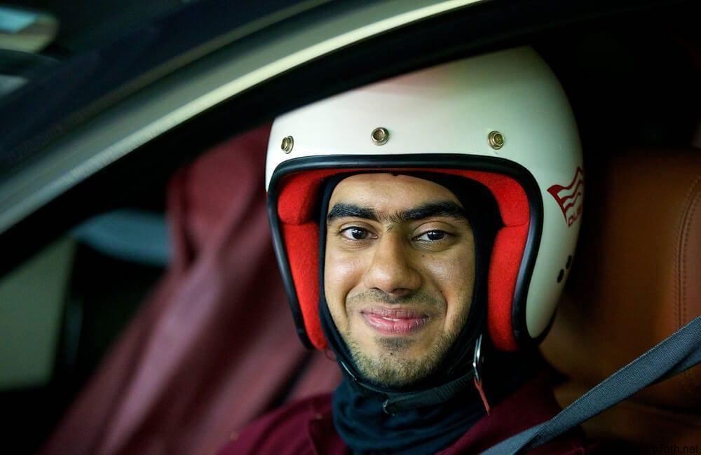 Luxury Race Car Test Drives @theculturetrip / Pinterest.com