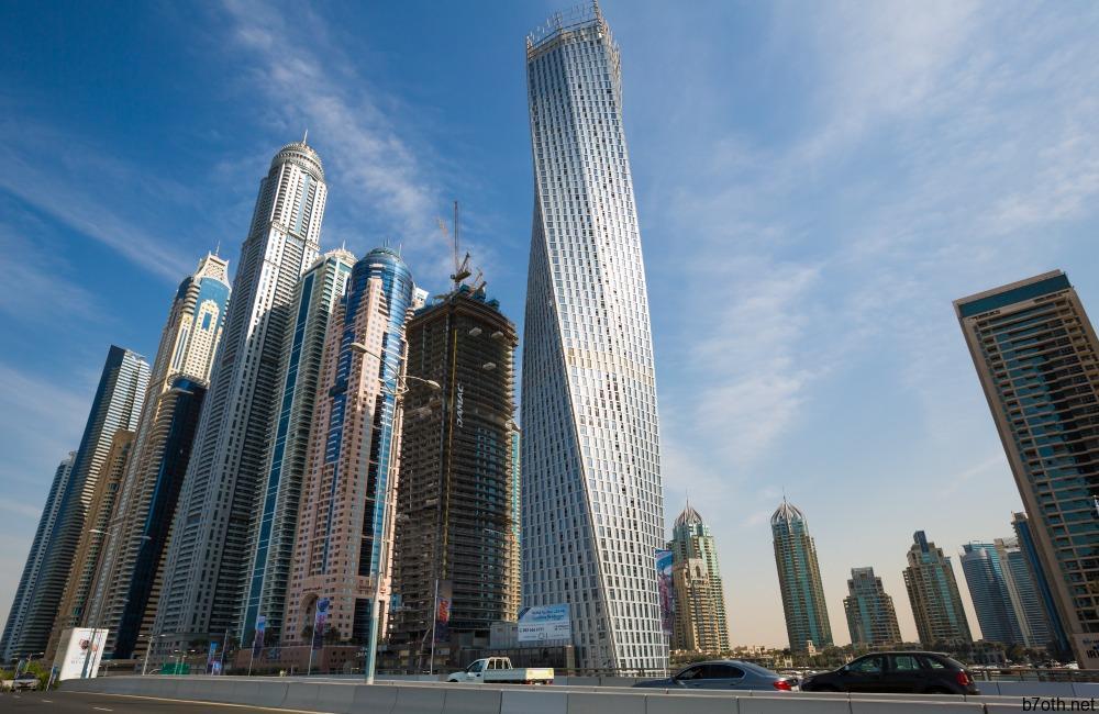 The Cayan Tower ©M101Studio/Shutterstock.com