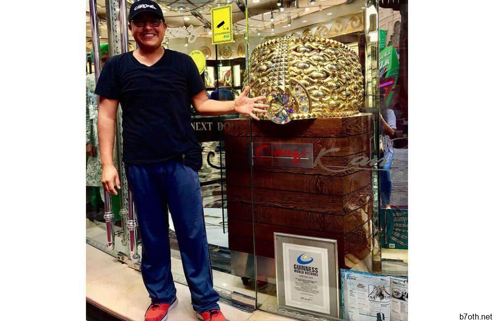 World's Biggest Gold Ring @enocc_cn / Instagram.com